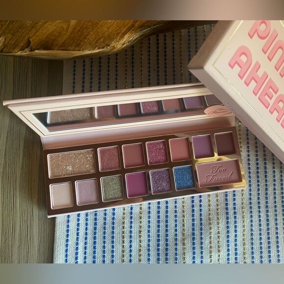 too faced, new eyeshadow palette - Picture 5 of 7